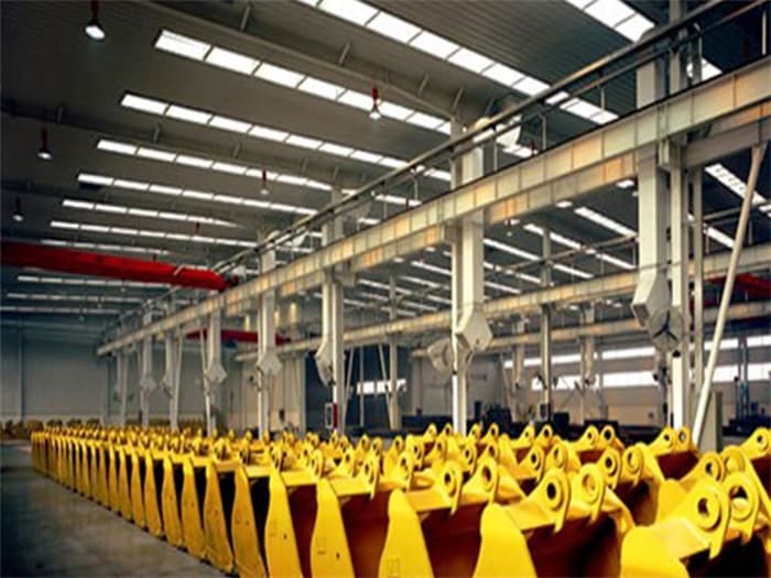 乌海徐工集团挖掘机装配车间